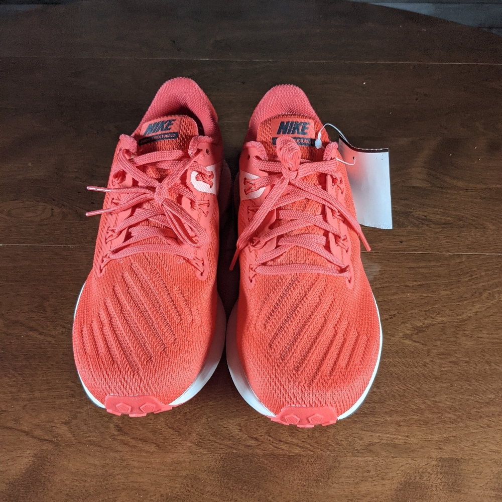Nike Zoom Structure 22